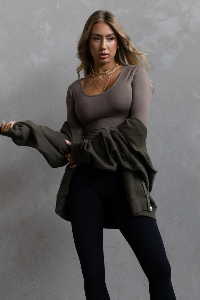 Long Sleeve Scoop Neck Crop - Taupe