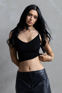 Minimal Crop Strap Tank - Black