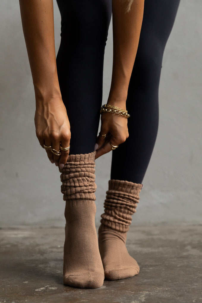 Bamboo Slouch Socks - Mocha