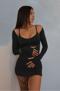 Shrug with Thumbholes - Black